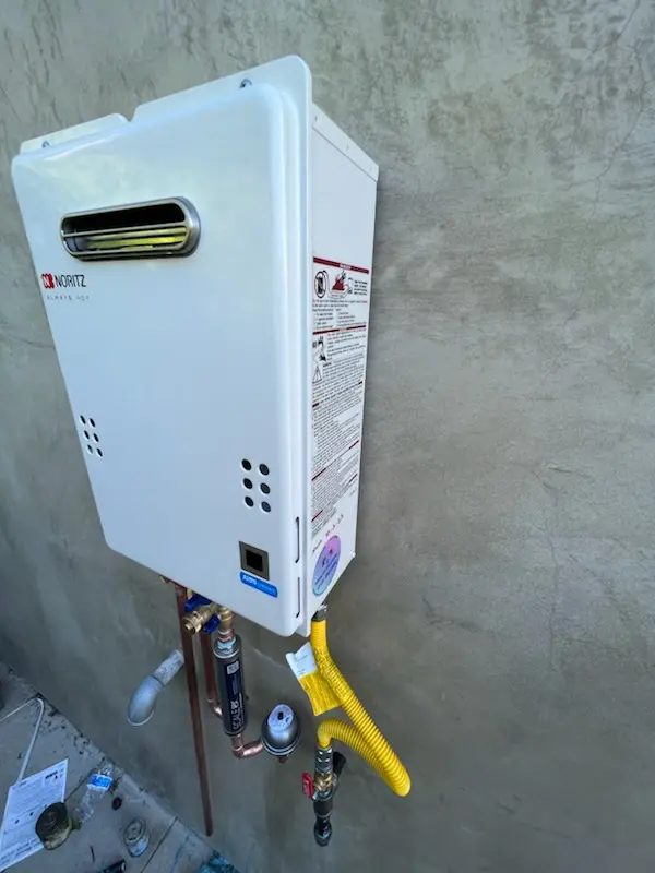 Tankless water heater installation for Hoover Woods homes